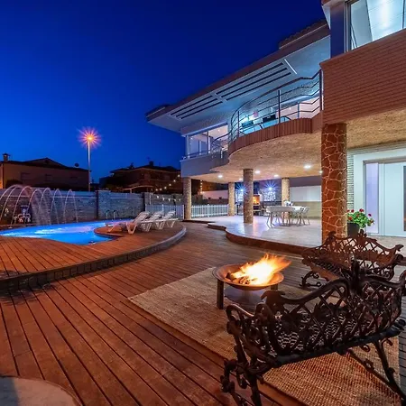 Luxury Rock Tirri Reus